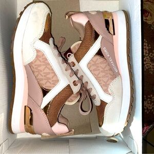 michael kors wilma trainer